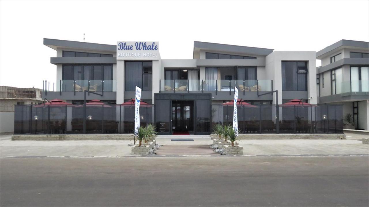 Blue Whale Hotels Уолфиш-Бей Экстерьер фото